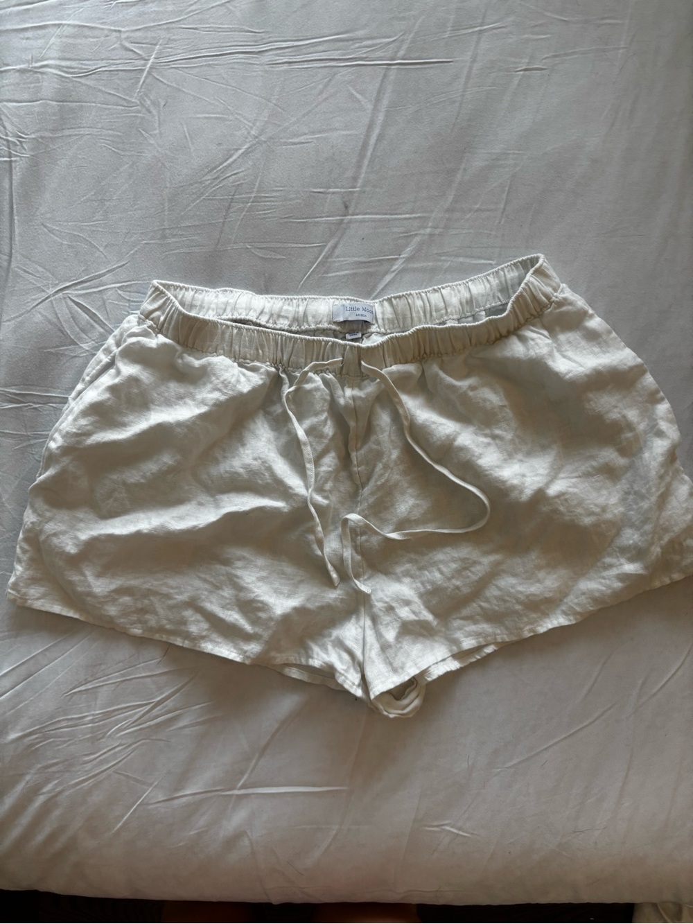 Aritzia Off-White Linen-Blend High Waist Drawstring Shorts